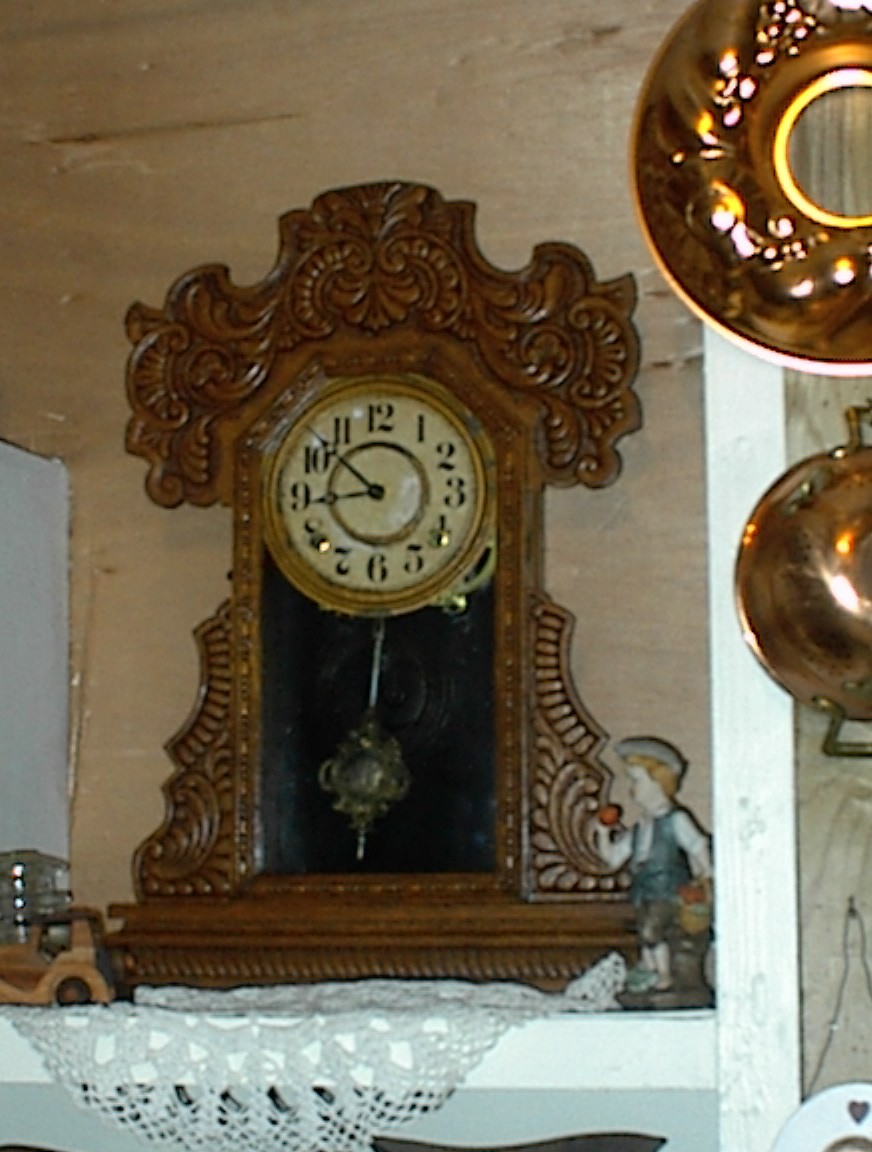 Rosterclock.JPG (167086 bytes)